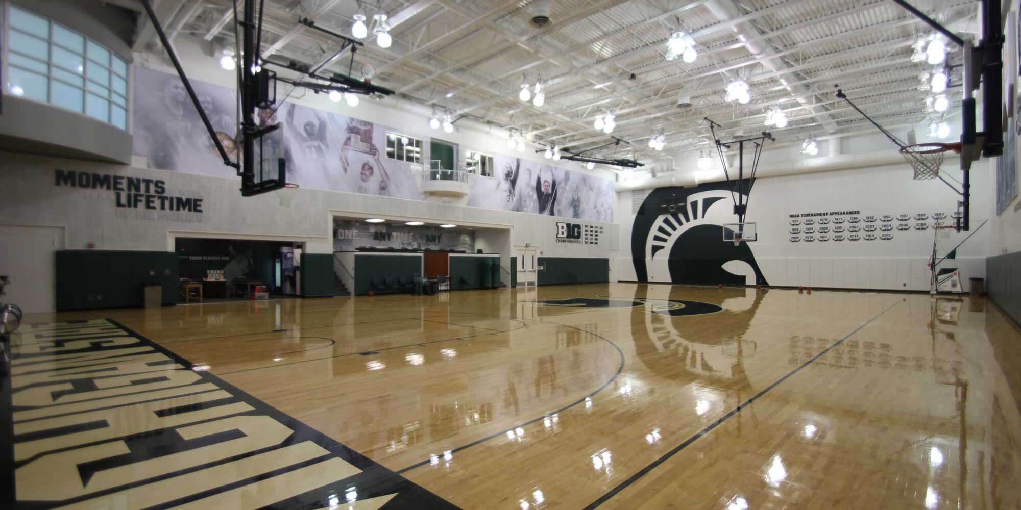 密歇根州立大学篮球接收一个重新设计的训练设施